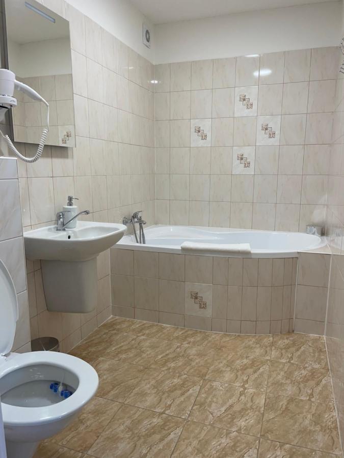 Apartmany Vila Tyniste Tyniste nad Orlici Buitenkant foto